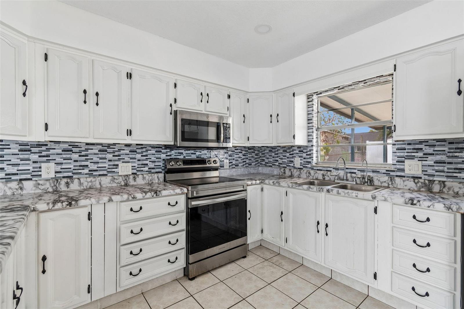 CLAIR MEL CITY SEC A UNIT - Residential