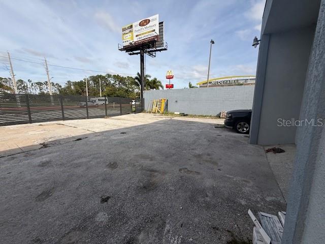 WOODHAVEN - Commercial Sale