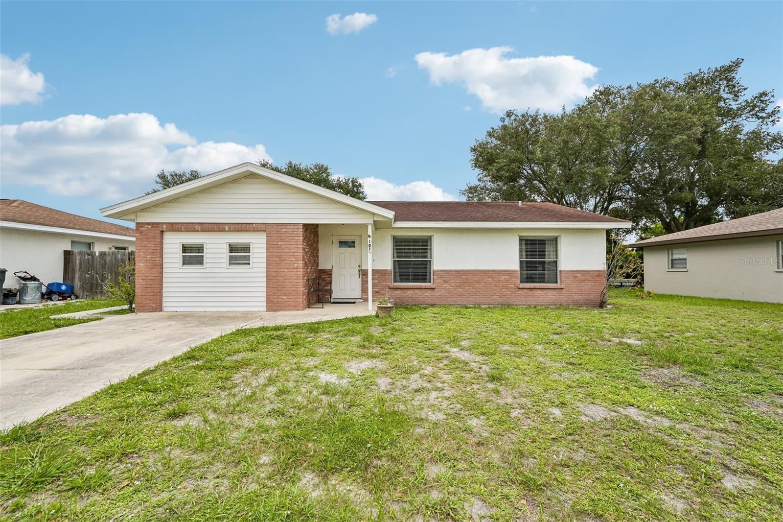MANATEE PALMS UNIT THREE - Residential
