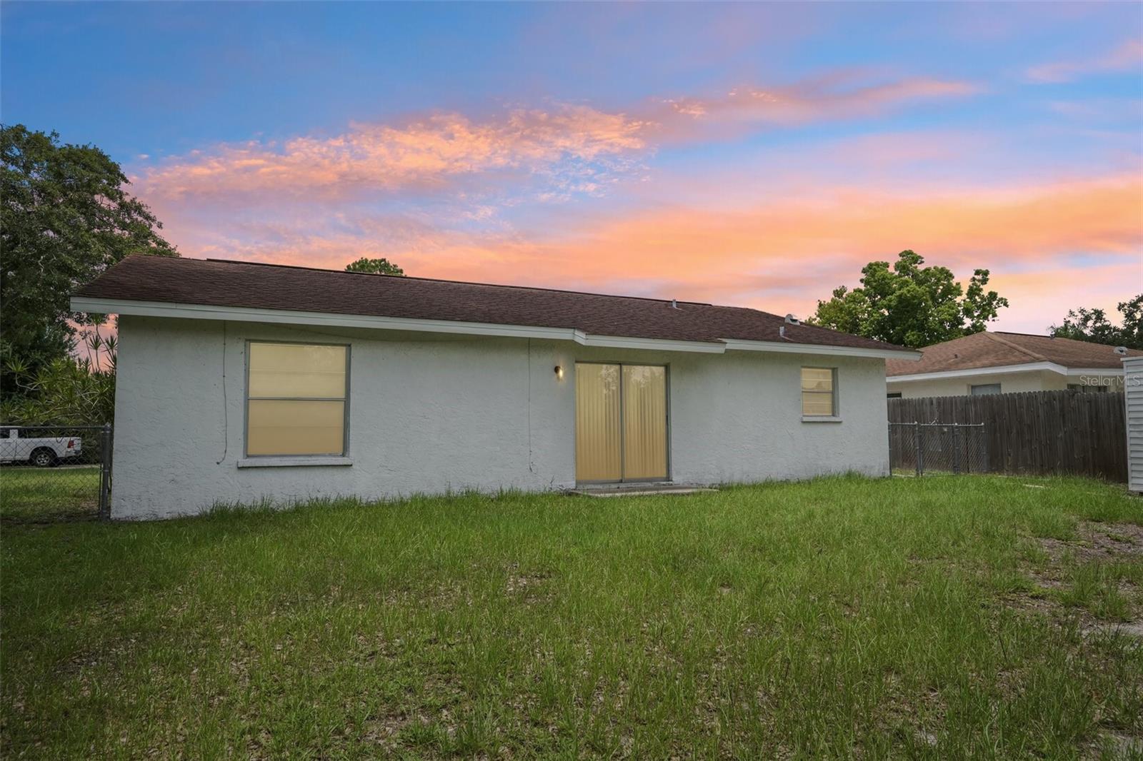 MANATEE PALMS UNIT THREE - Residential