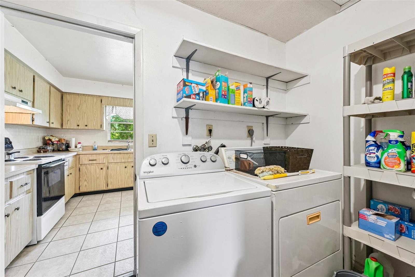 MANATEE PALMS UNIT THREE - Residential
