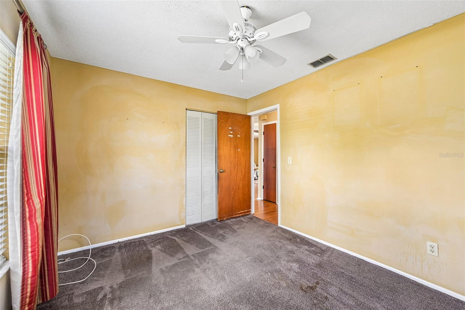 MANATEE PALMS UNIT THREE - Residential
