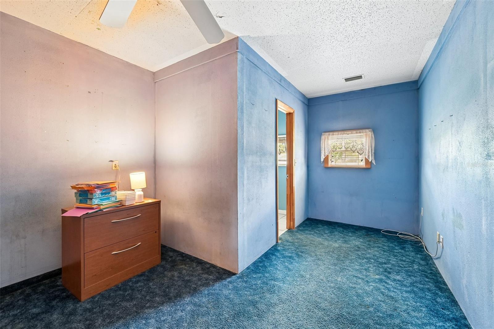 MANATEE PALMS UNIT THREE - Residential