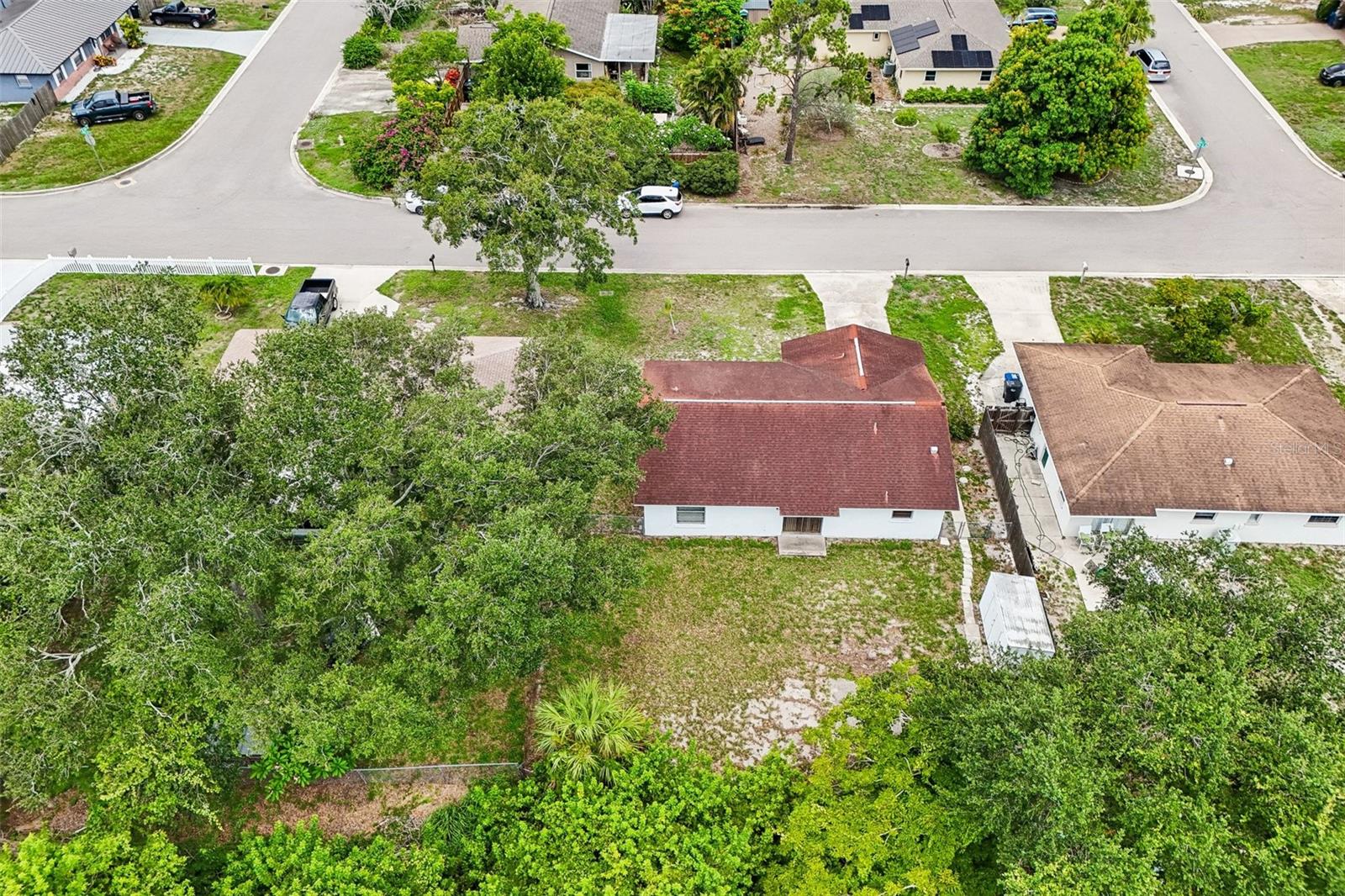 MANATEE PALMS UNIT THREE - Residential
