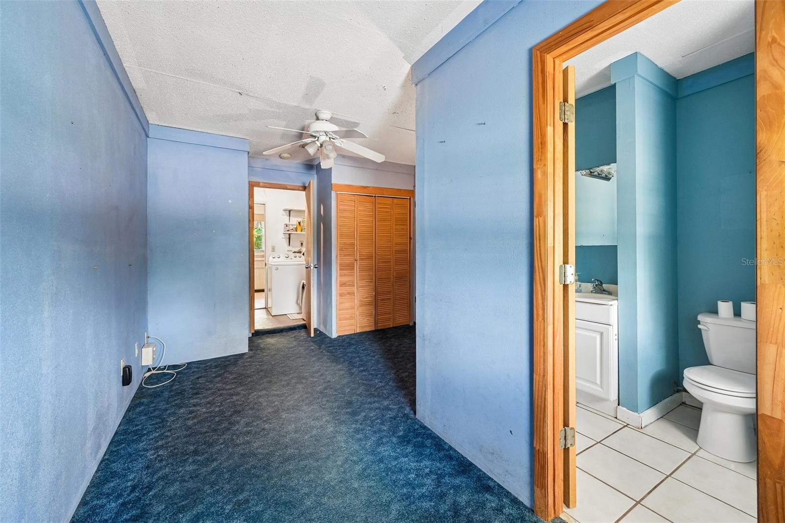 MANATEE PALMS UNIT THREE - Residential