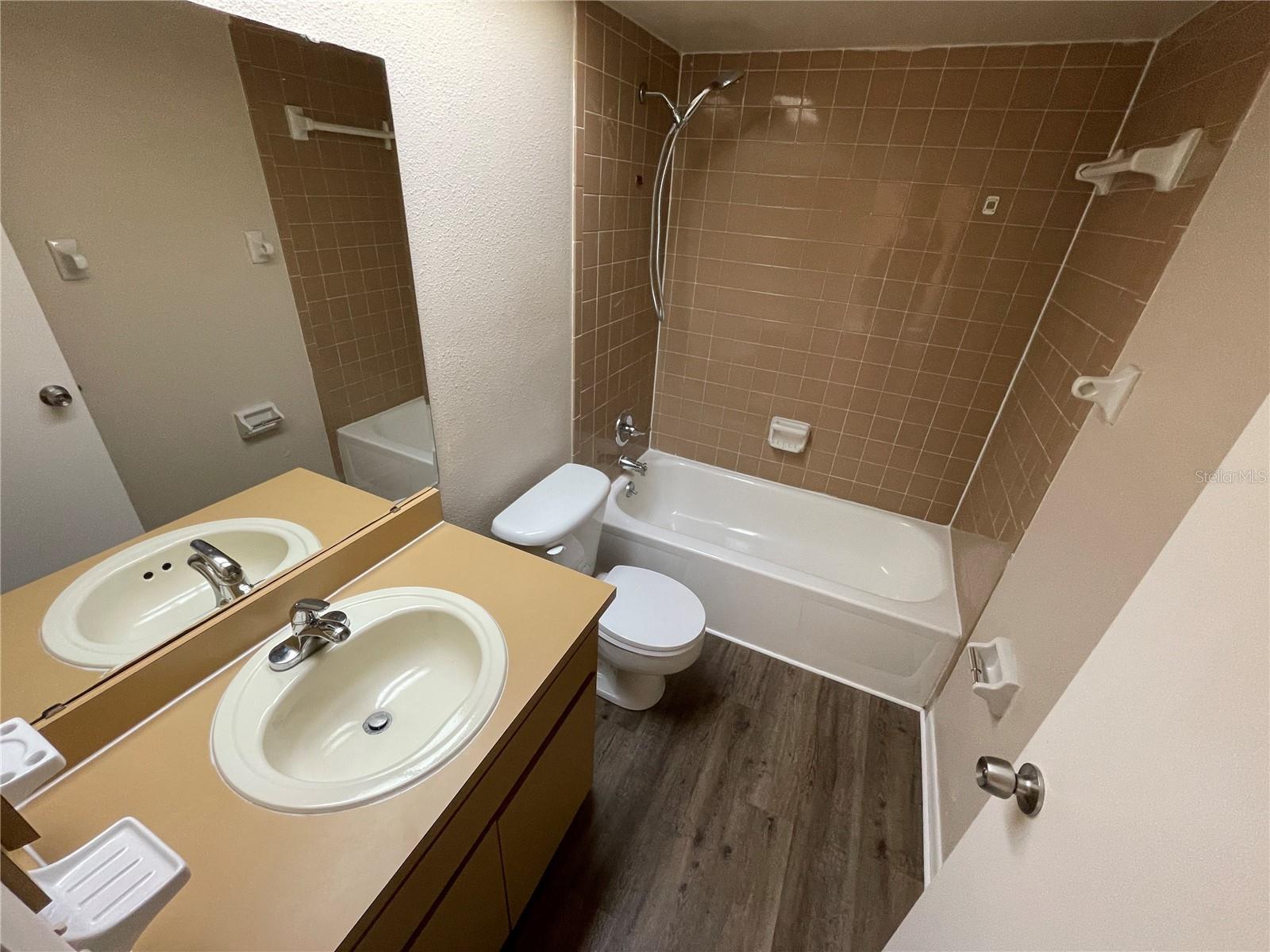 SEVEN ACRES SUB - Residential Lease