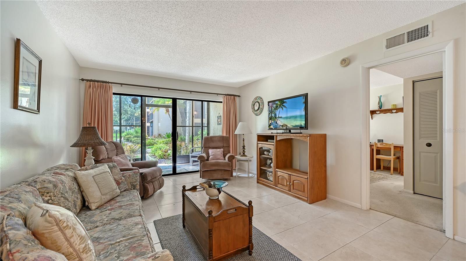 WOODPARK AT DESOTO SQUARE PH IV - Residential