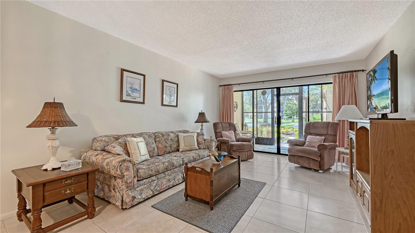 WOODPARK AT DESOTO SQUARE PH IV - Residential
