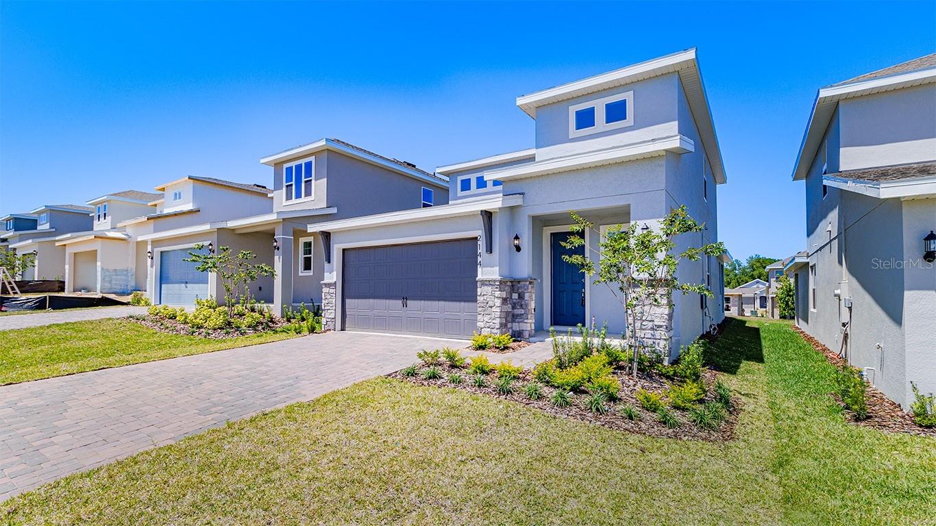 VILLAGES/MINNEOLA HILLS PH 4 - Residential