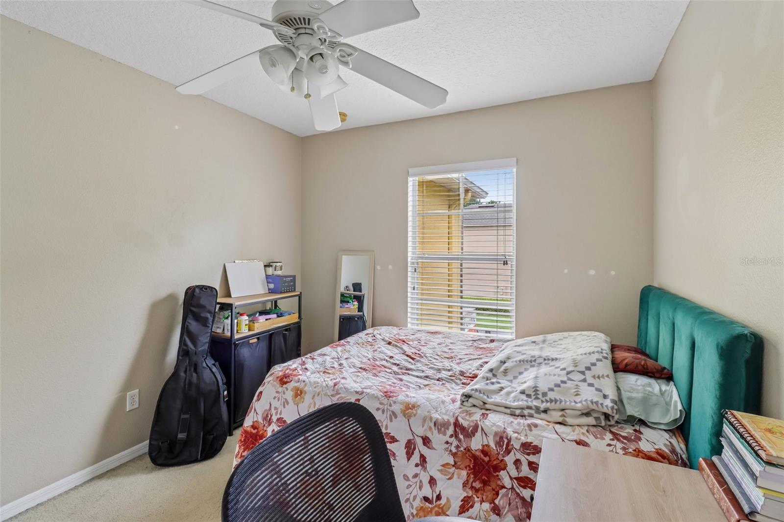 HAWTHORNE GLEN TWNHMS - Residential