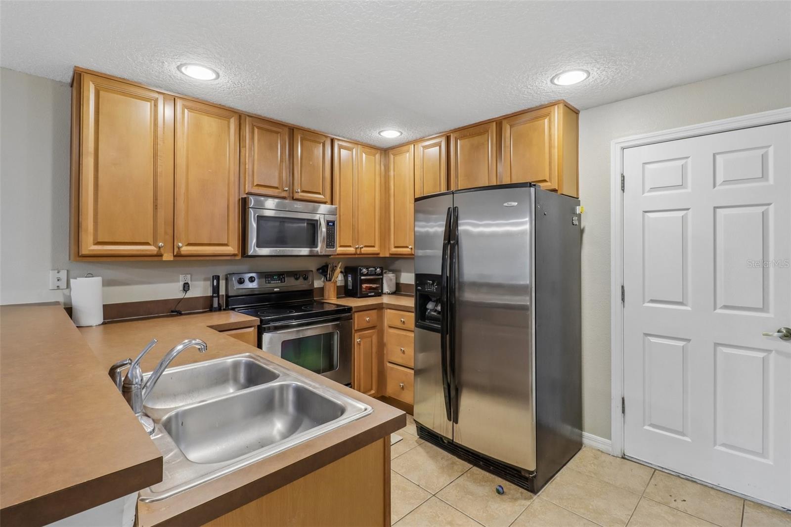 HAWTHORNE GLEN TWNHMS - Residential