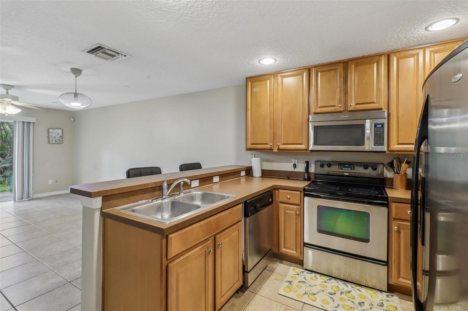 HAWTHORNE GLEN TWNHMS - Residential