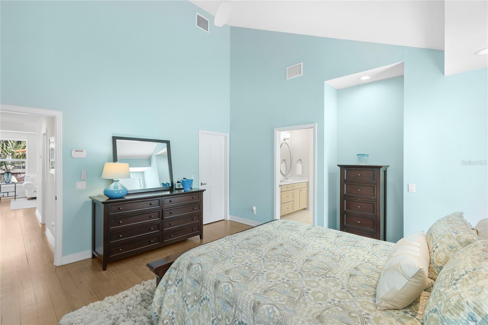 CONRAD BEACH - Residential
