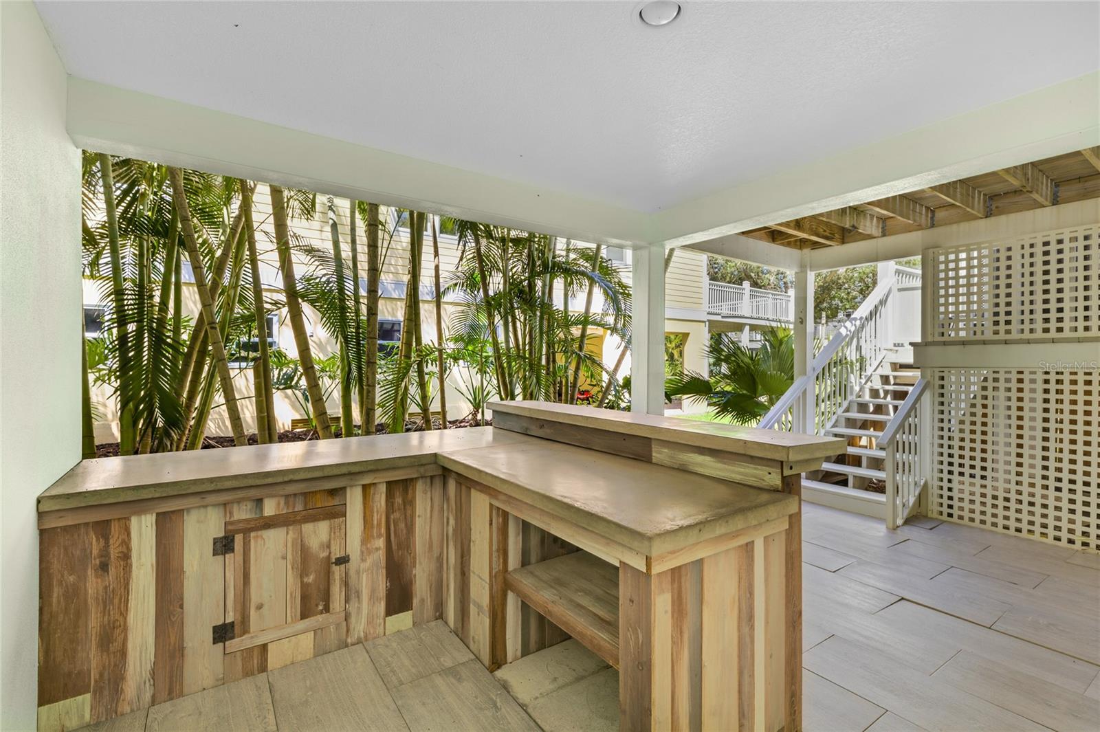 CONRAD BEACH - Residential