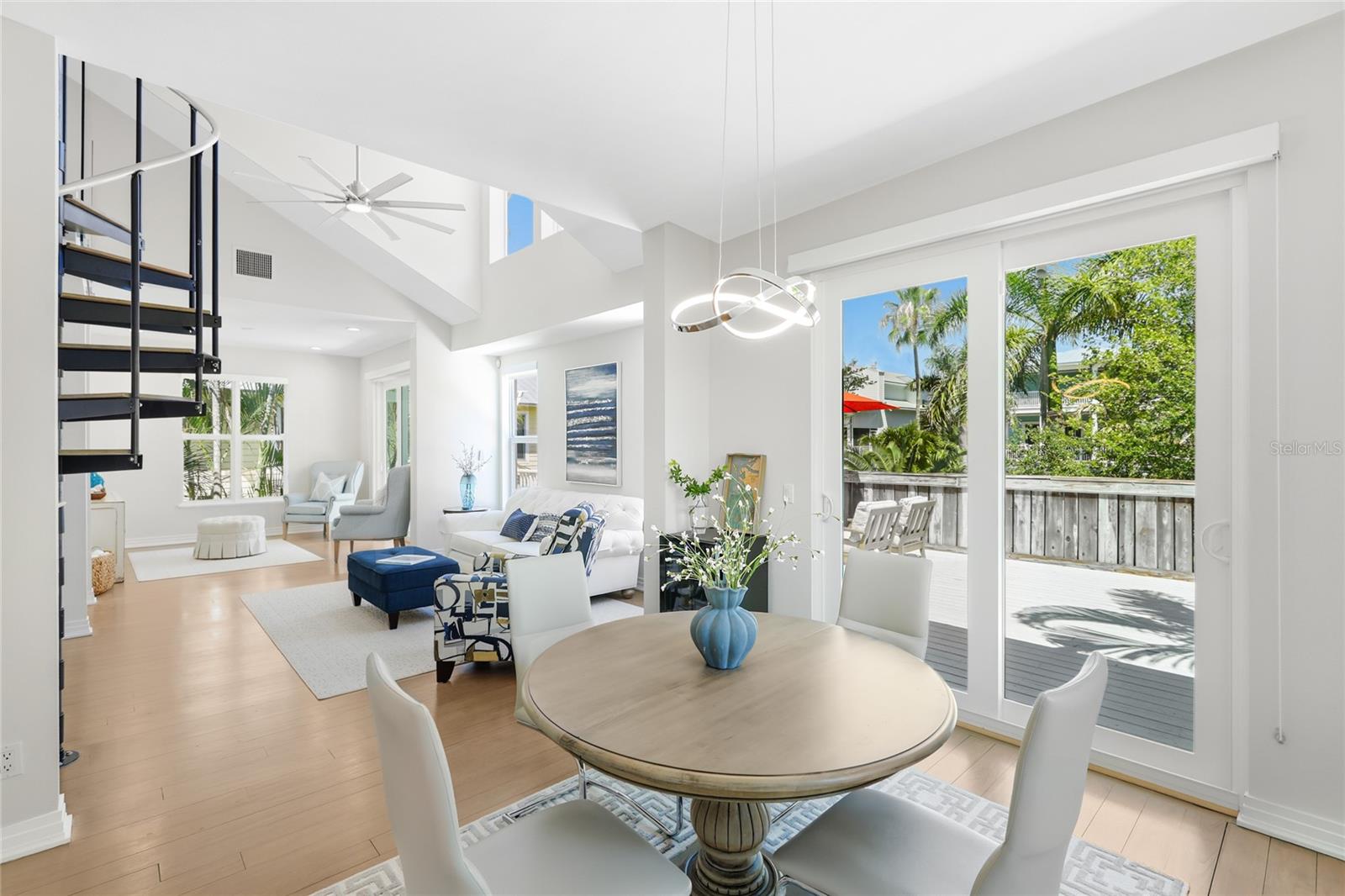 CONRAD BEACH - Residential