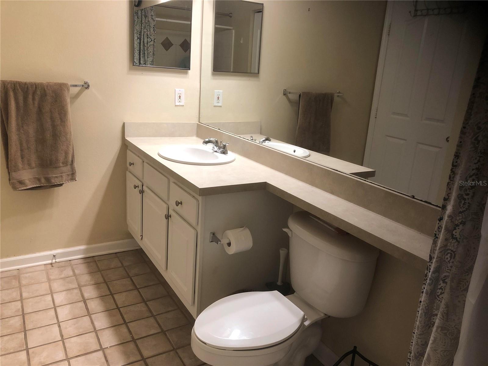GRAND KEY A CONDO - Residential Lease