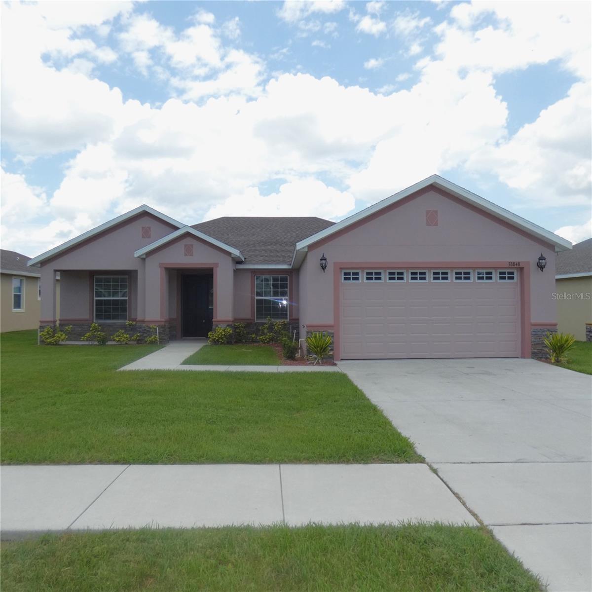 EMERALD POND SUB - Residential Lease