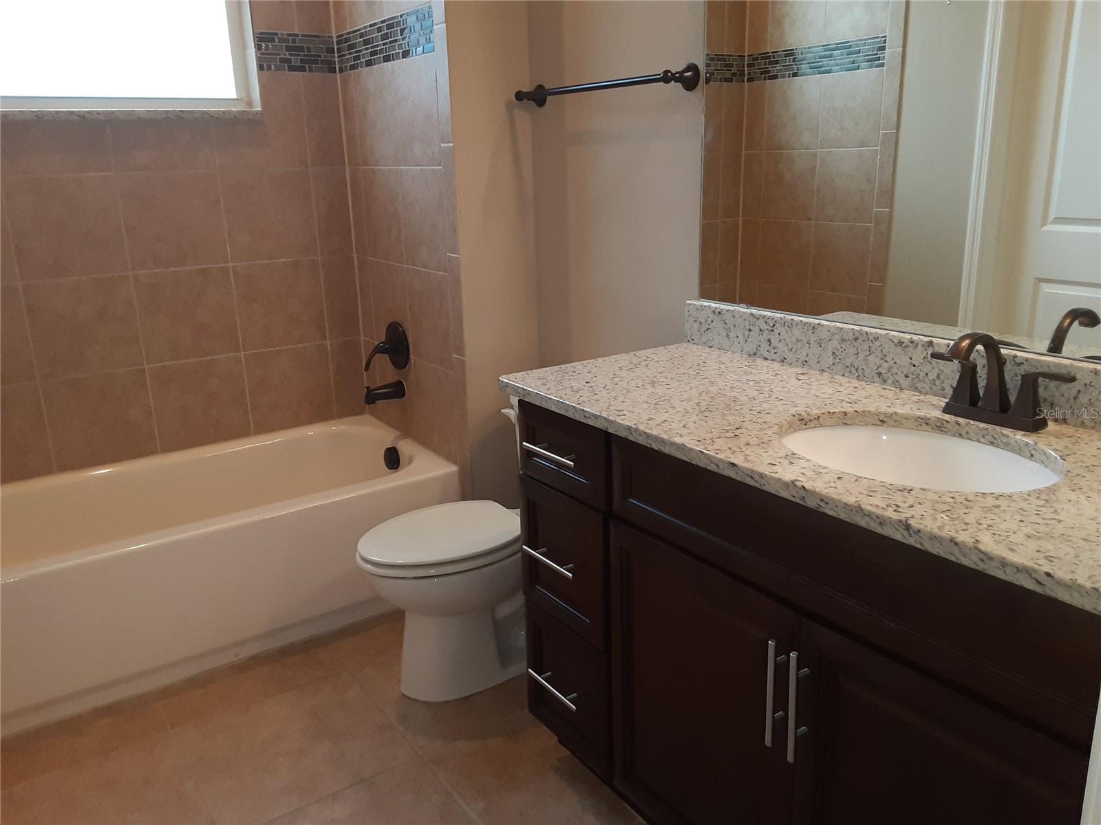 EMERALD POND SUB - Residential Lease