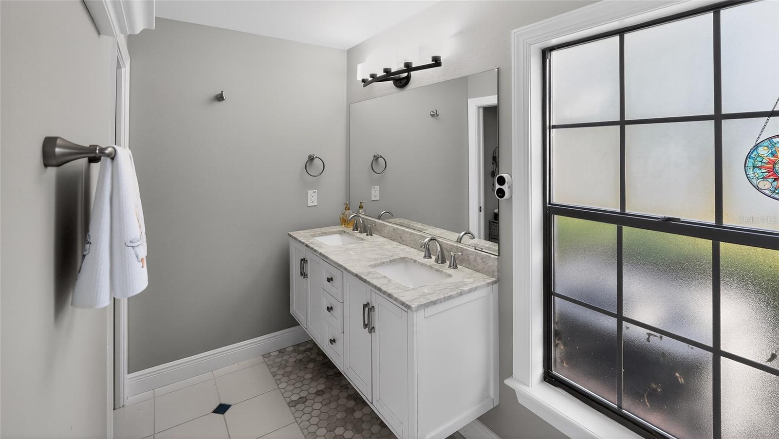 SWEETWATER CLUB UNIT 1B - Residential