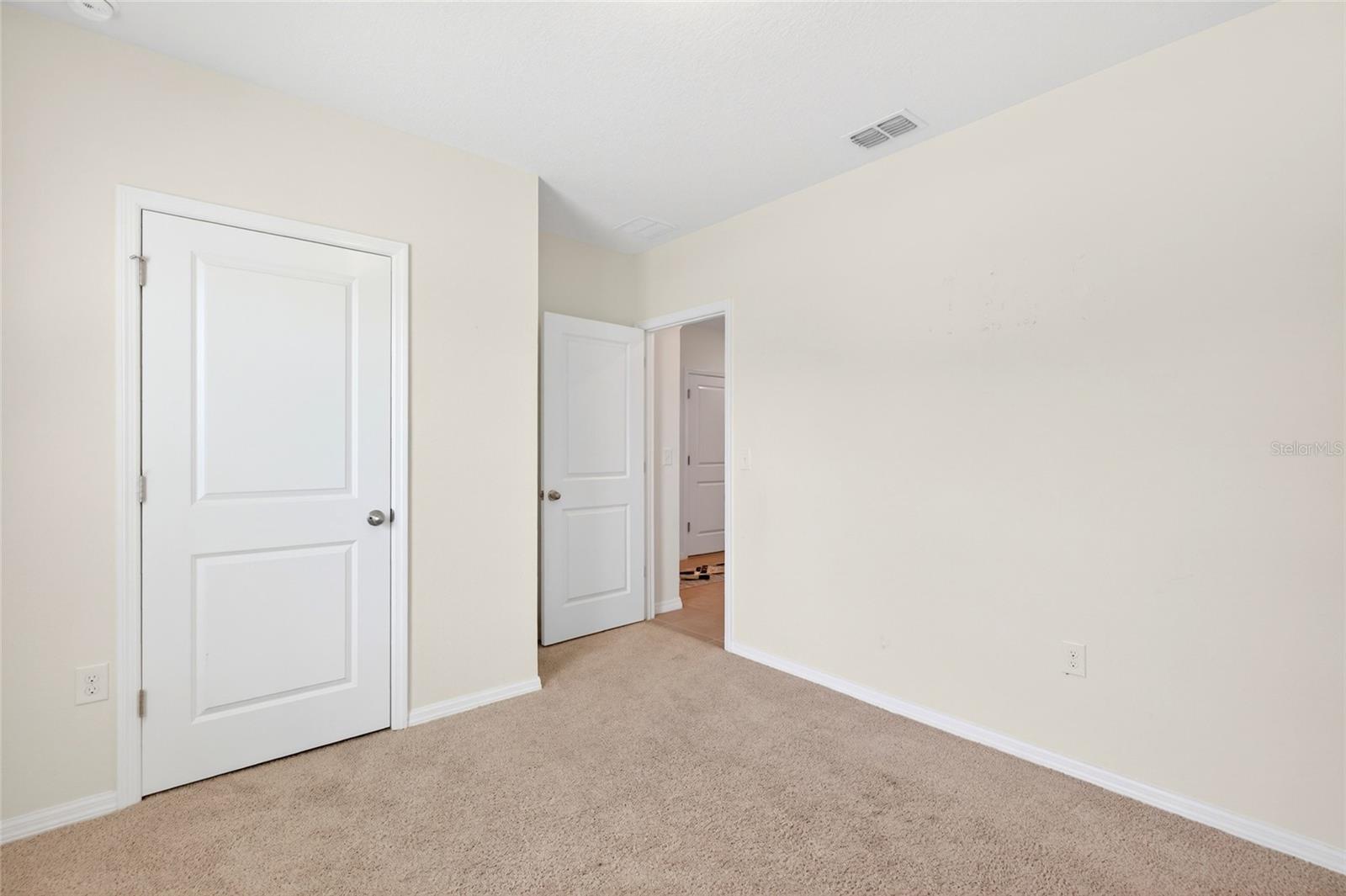 LAKE DIAMOND NORTH - Residential