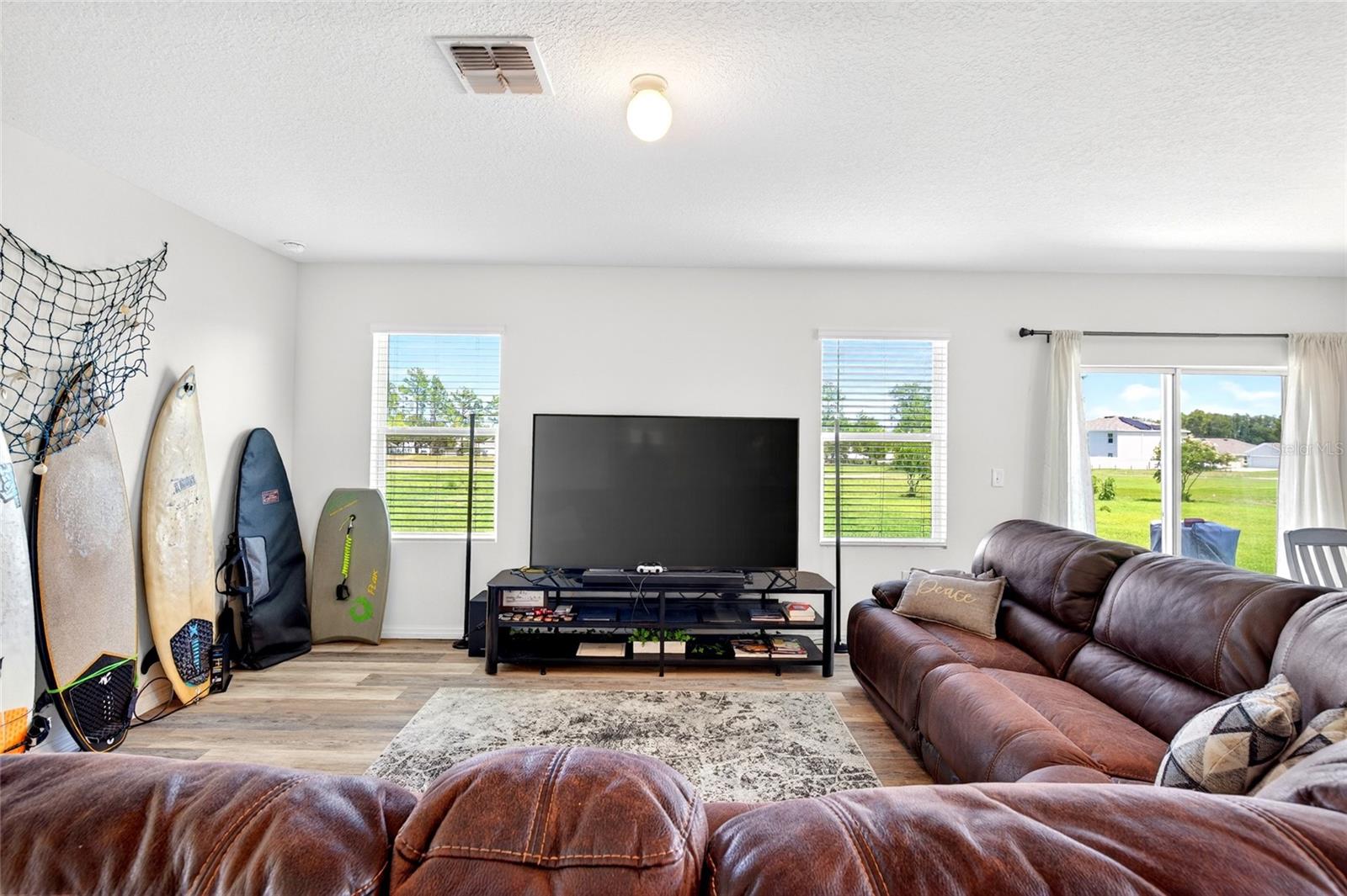 LAKE DIAMOND NORTH - Residential