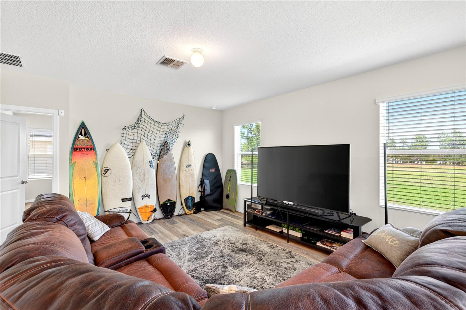 LAKE DIAMOND NORTH - Residential