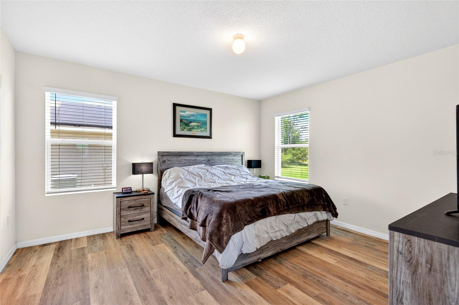LAKE DIAMOND NORTH - Residential