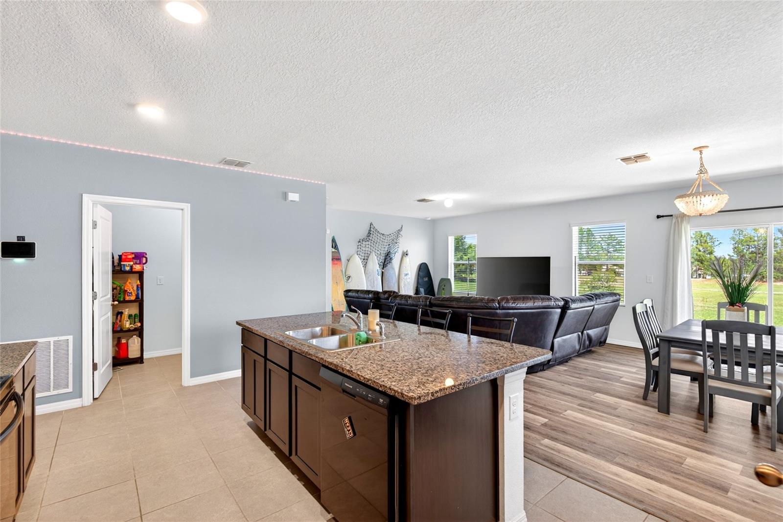 LAKE DIAMOND NORTH - Residential