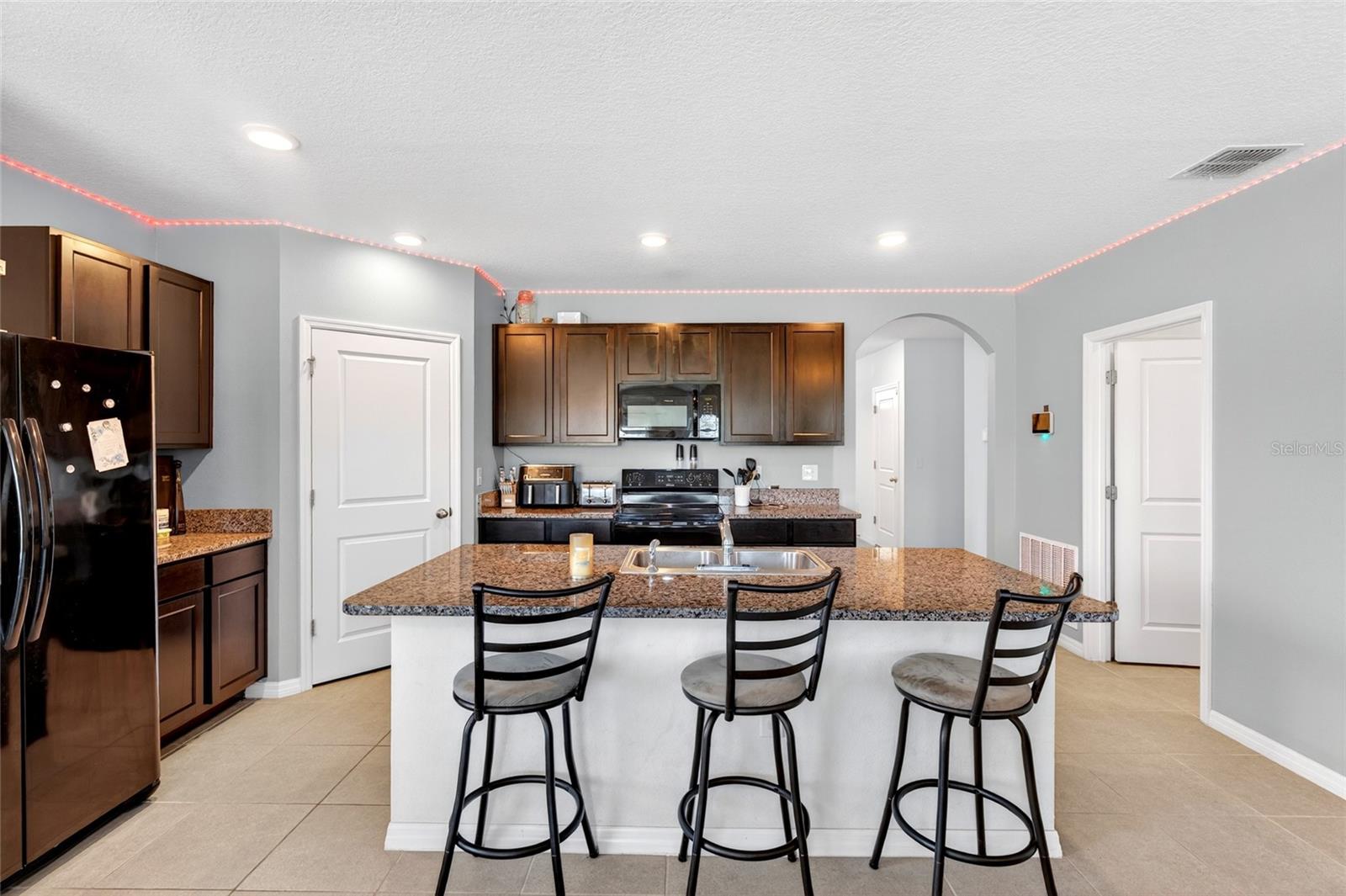 LAKE DIAMOND NORTH - Residential