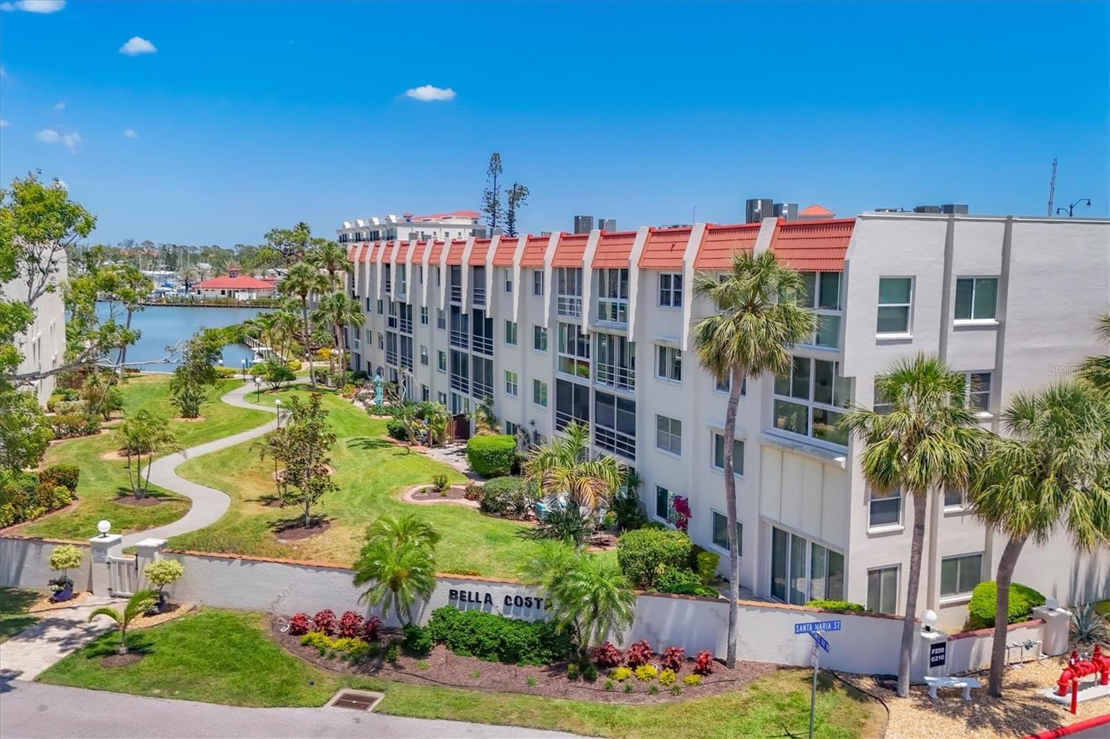 BELLA COSTA I - Residential