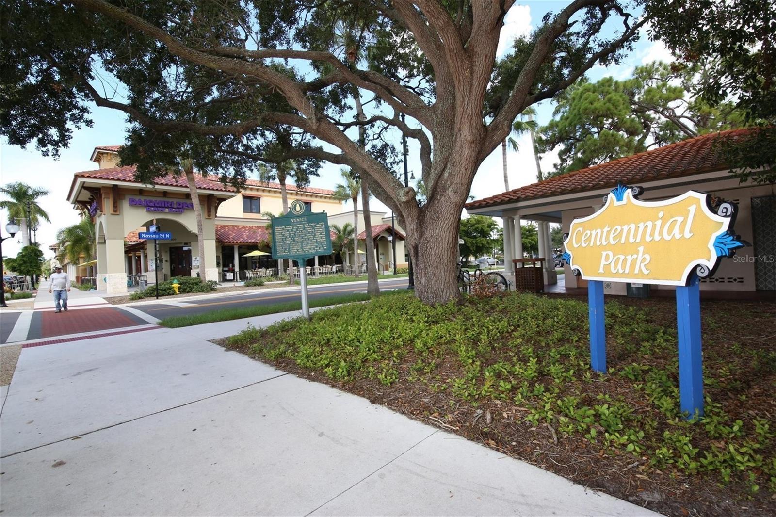 BELLA COSTA I - Residential