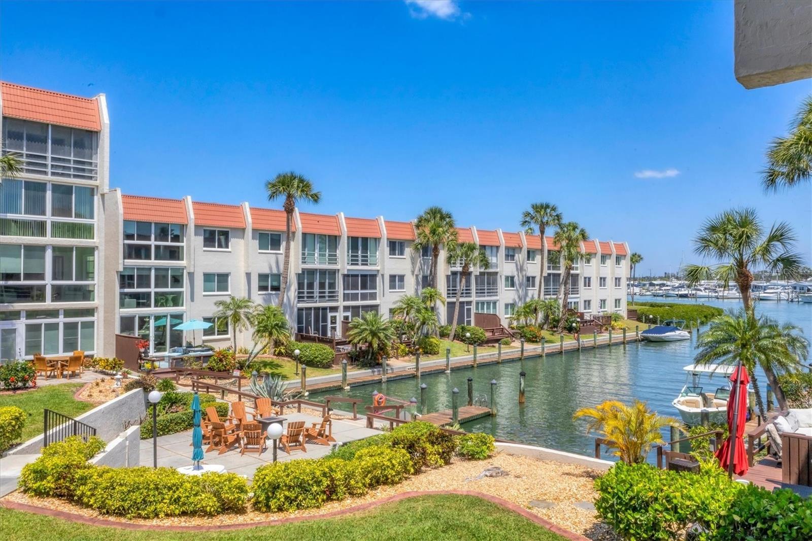 BELLA COSTA I - Residential