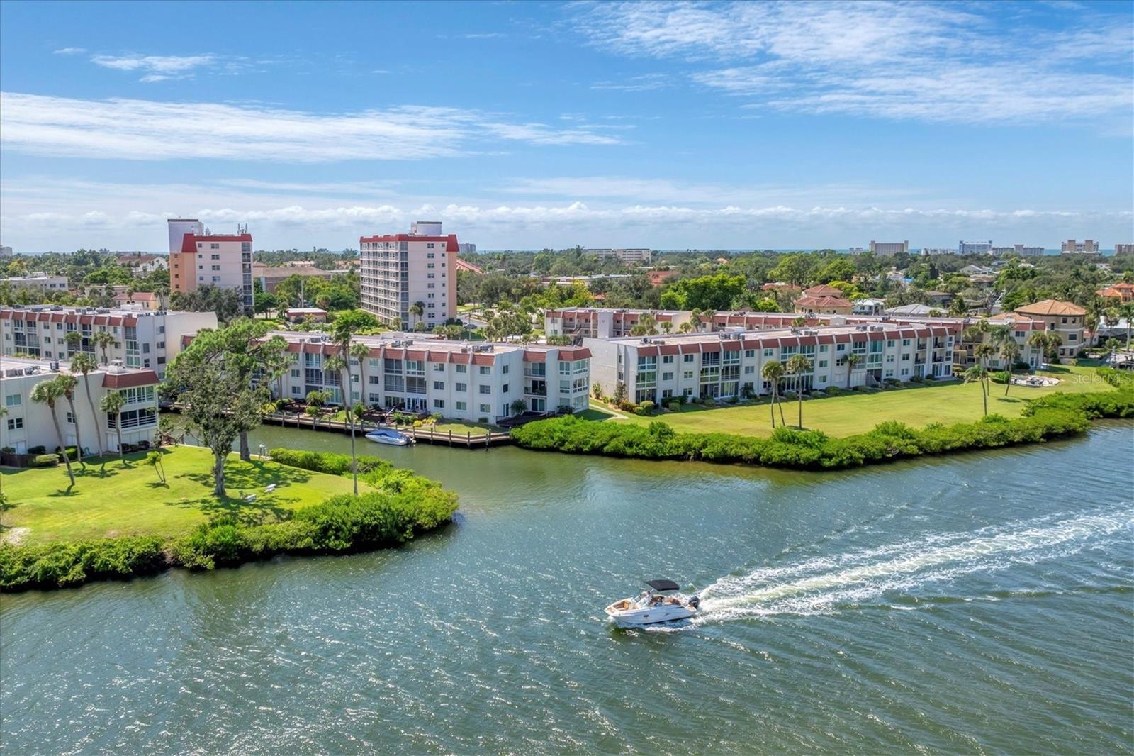 BELLA COSTA I - Residential