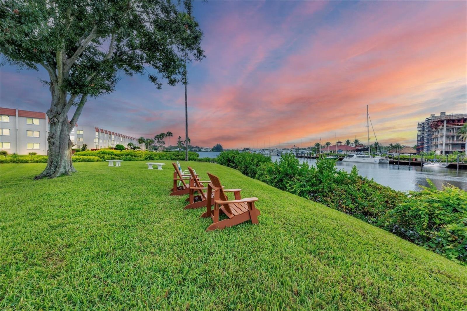 BELLA COSTA I - Residential