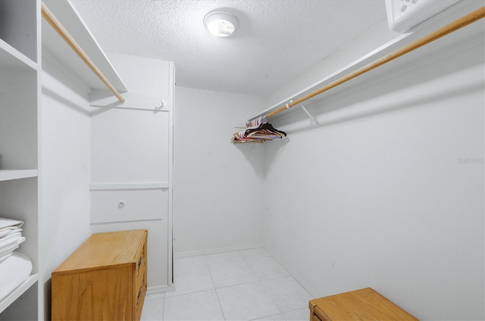 BELLA COSTA I - Residential