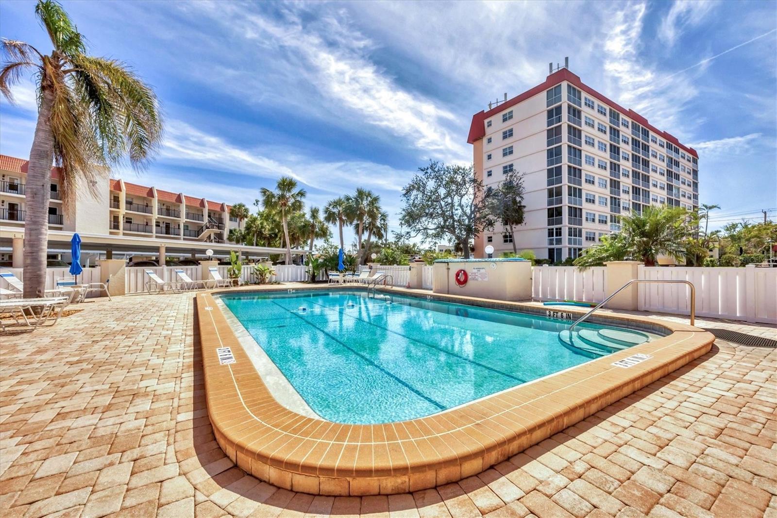 BELLA COSTA I - Residential