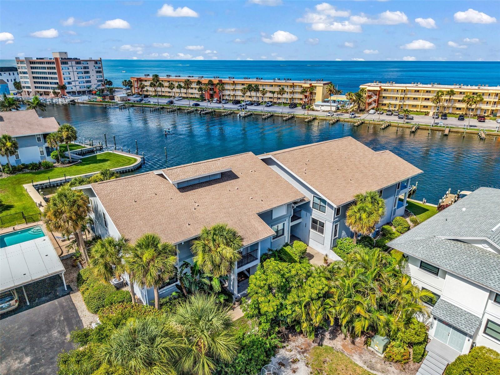MOORINGS - Residential