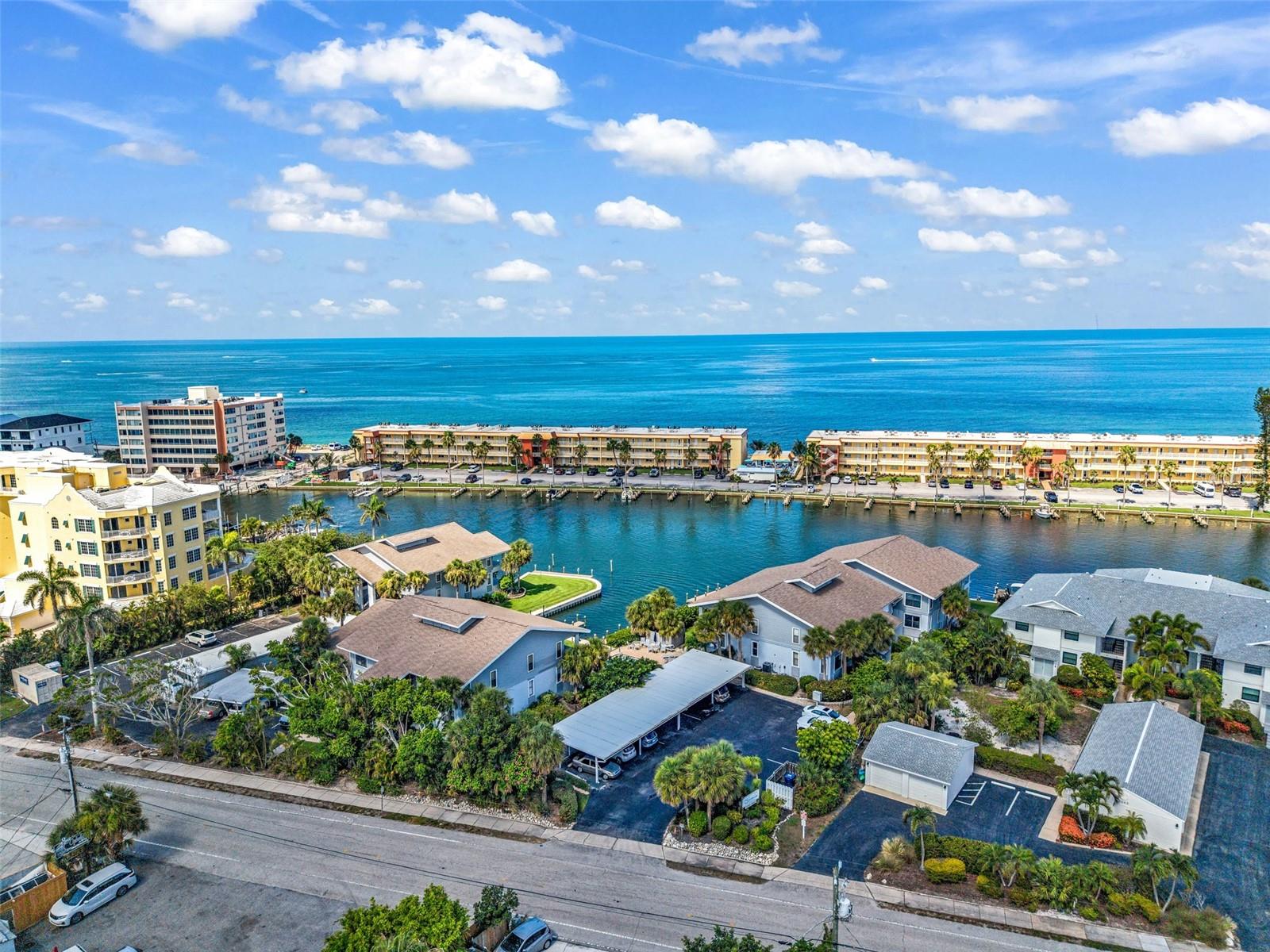 MOORINGS - Residential