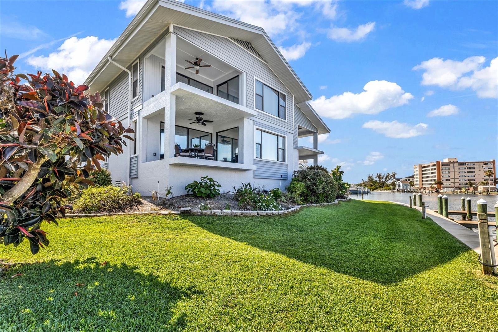 MOORINGS - Residential