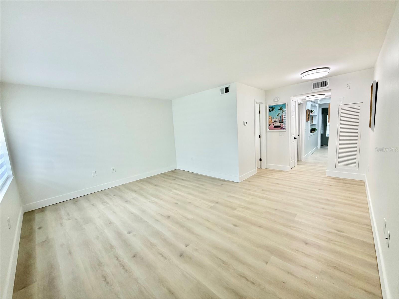 TOWN APTS CONDO - Residential