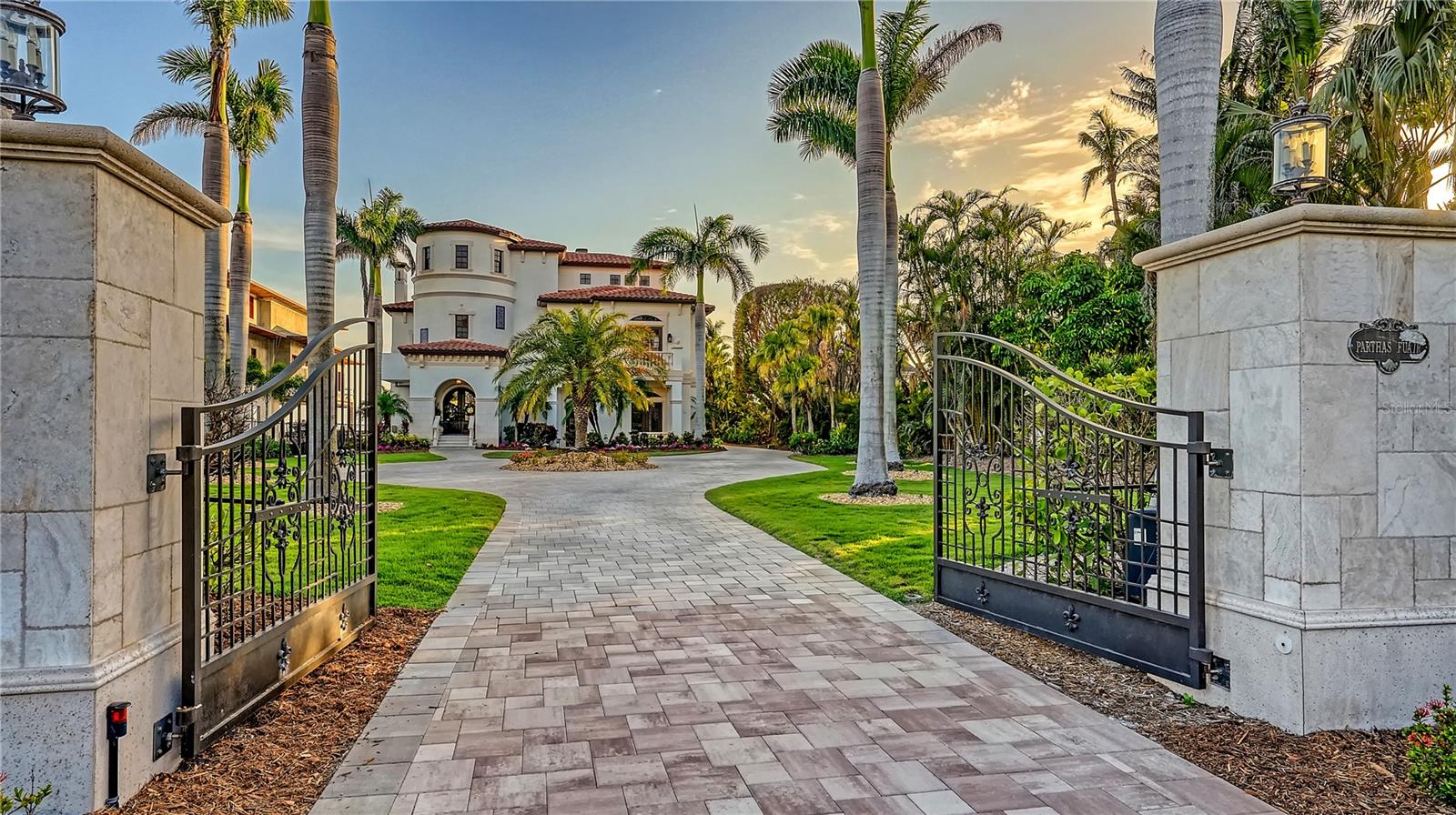 LONGBOAT KEY - Residential