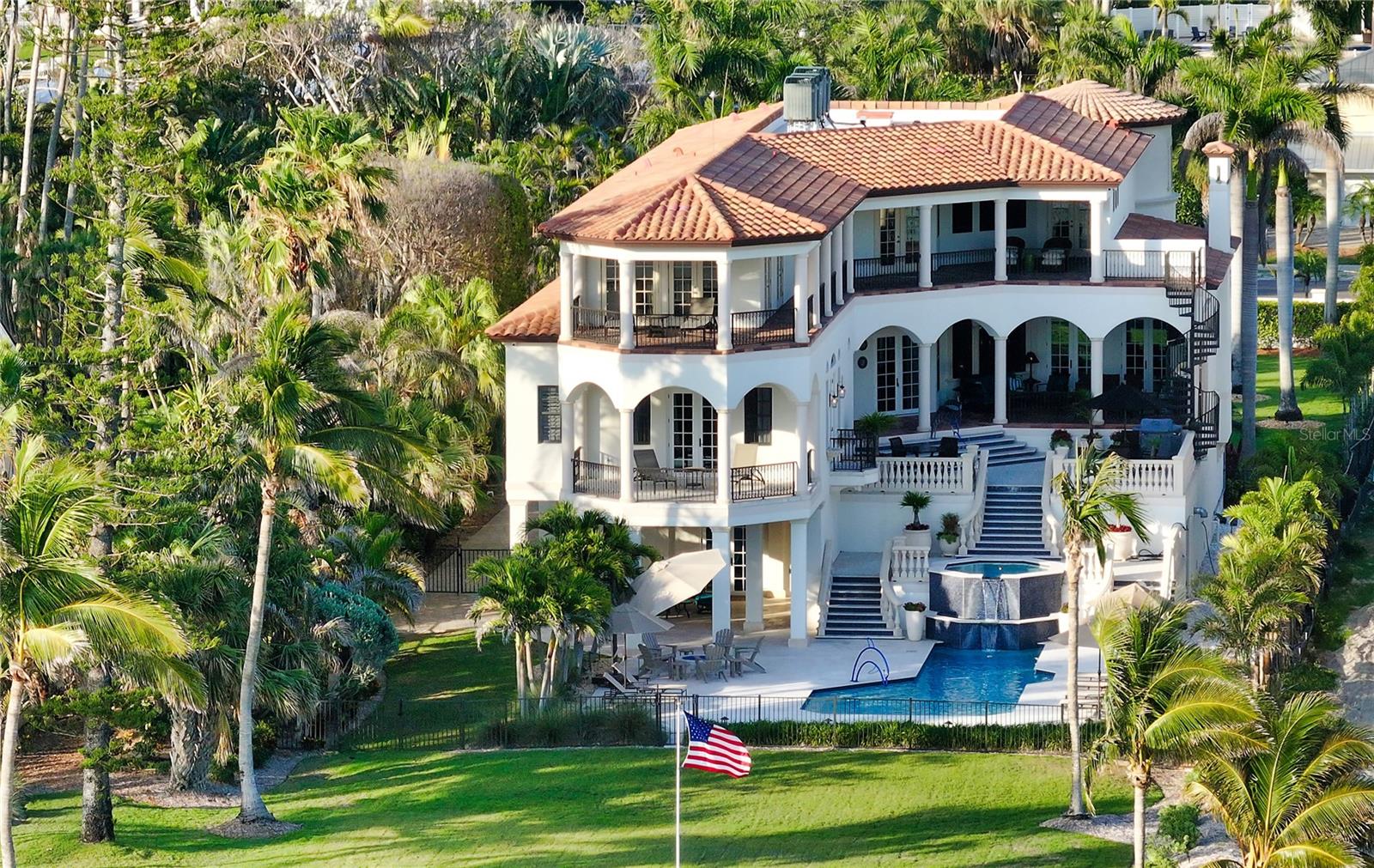 LONGBOAT KEY - Residential