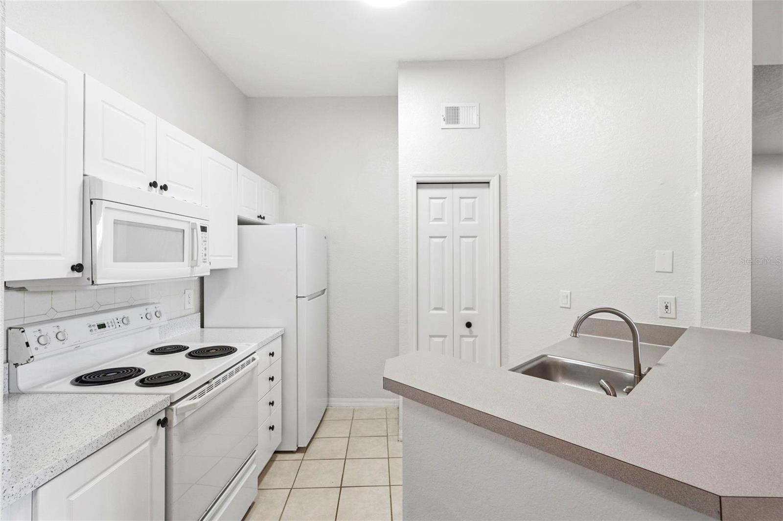 LAKEVIEW AT CALUSA TRACE - Residential