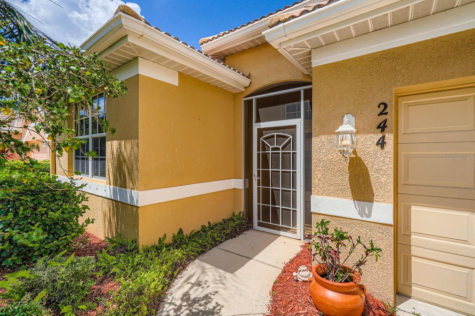 STONEYBROOK AT HERITAGE HARBOUR D-1 - Residential