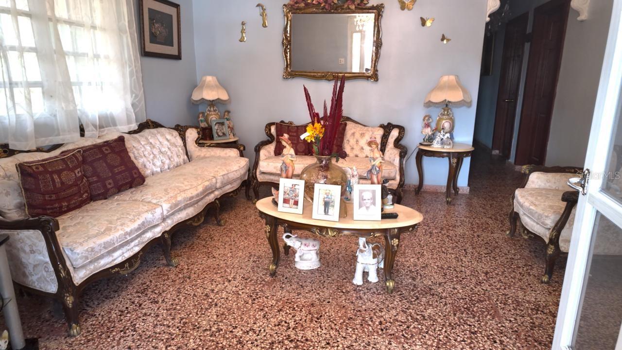 URB VILLA REAL - Residential