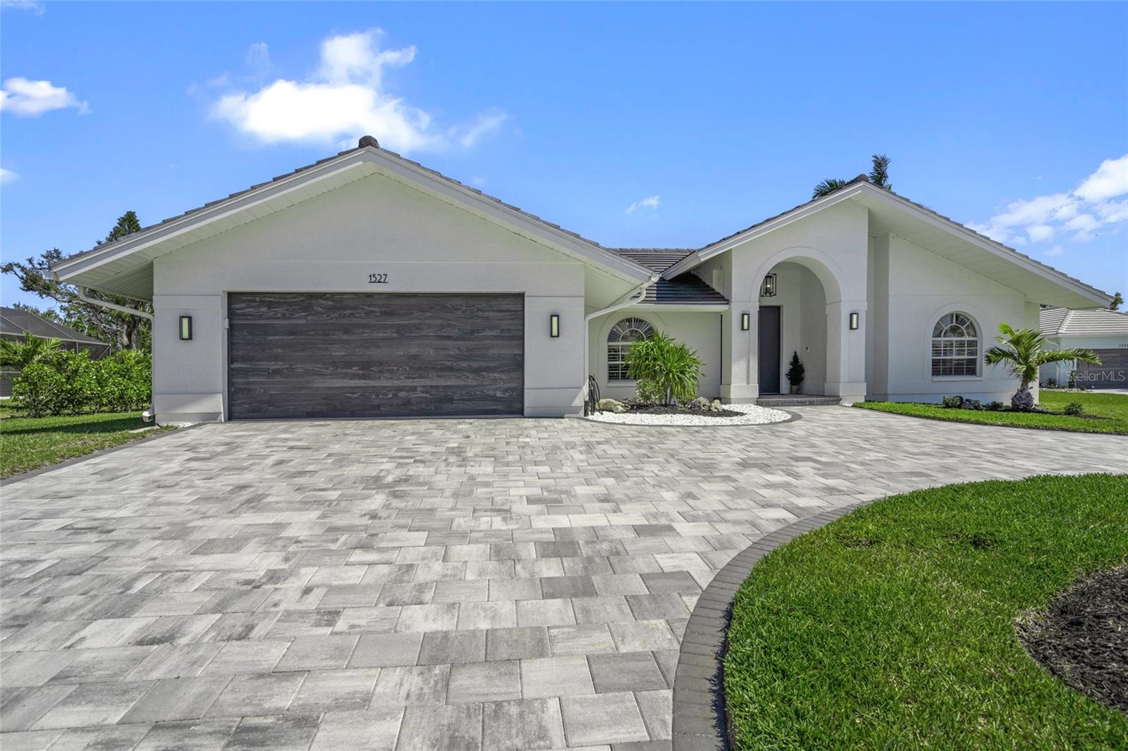 SOUTHBAY YACHT & RACQUET CLUB - Residential