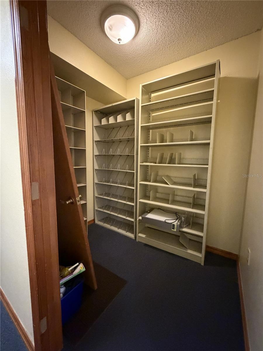 1400 W OAK CONDO - Commercial Sale
