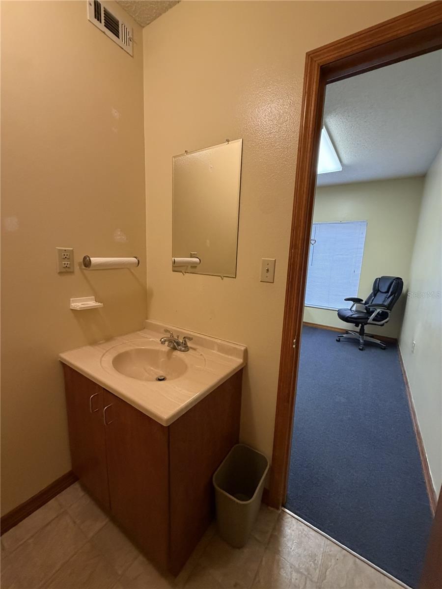 1400 W OAK CONDO - Commercial Sale