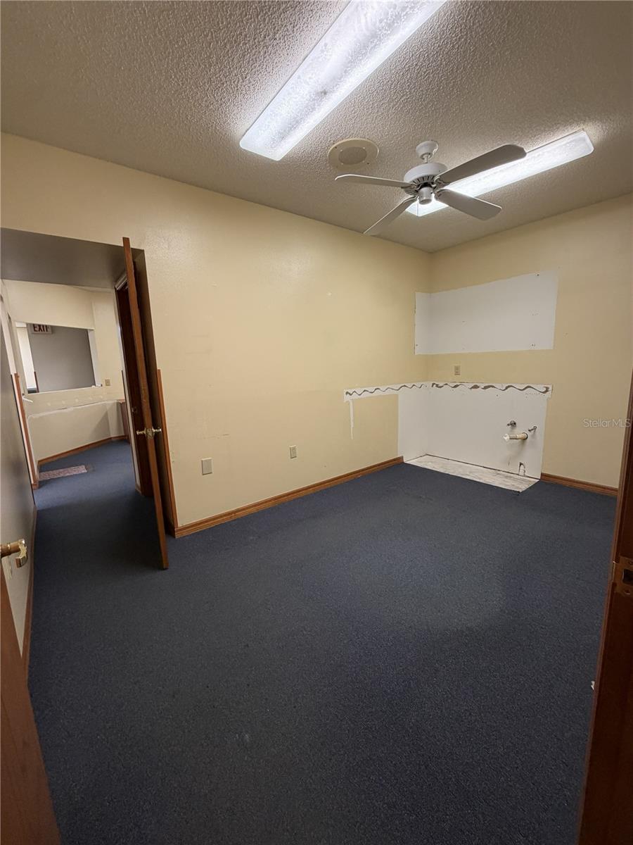 1400 W OAK CONDO - Commercial Sale