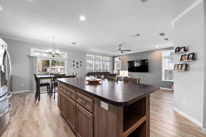 SHELDON WEST MH COMMUNITY - Residential
